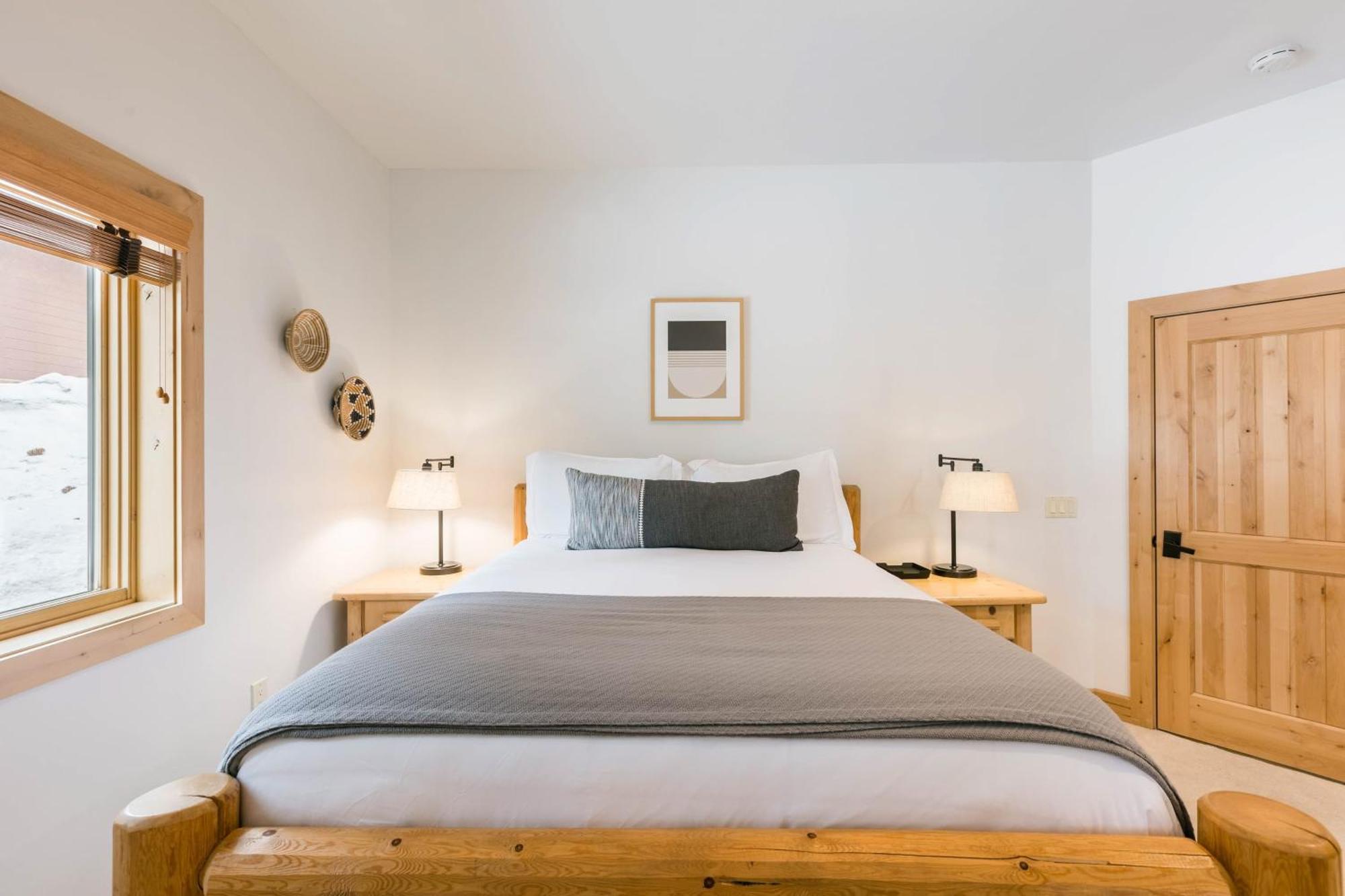 Coyote Moon By Avantstay Cabin Wsauna Mins From Dt Truckee Northstar Eksteriør bilde
