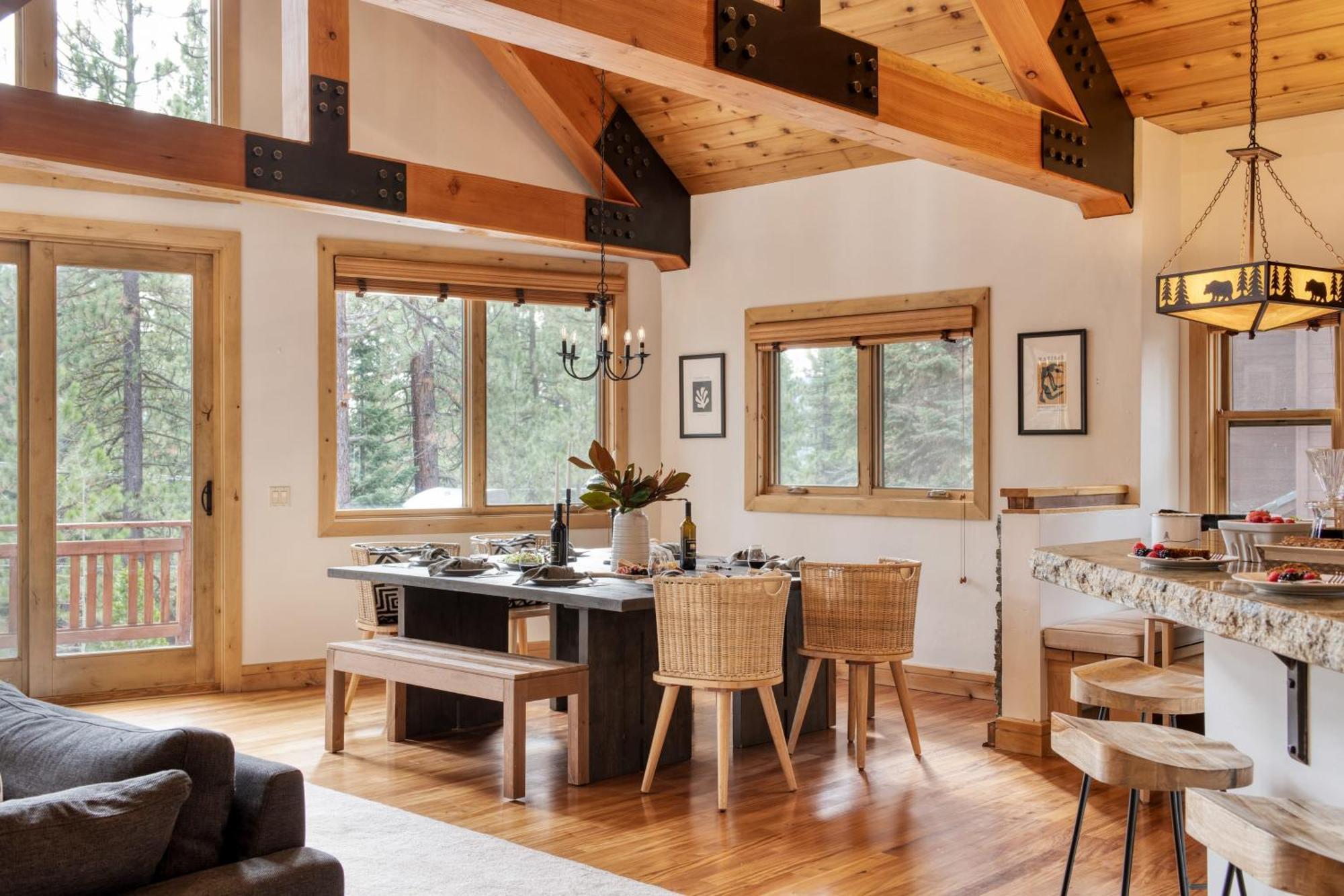 Coyote Moon By Avantstay Cabin Wsauna Mins From Dt Truckee Northstar Eksteriør bilde