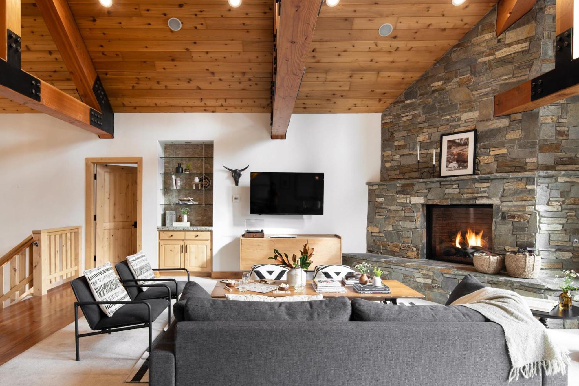 Coyote Moon By Avantstay Cabin Wsauna Mins From Dt Truckee Northstar Eksteriør bilde