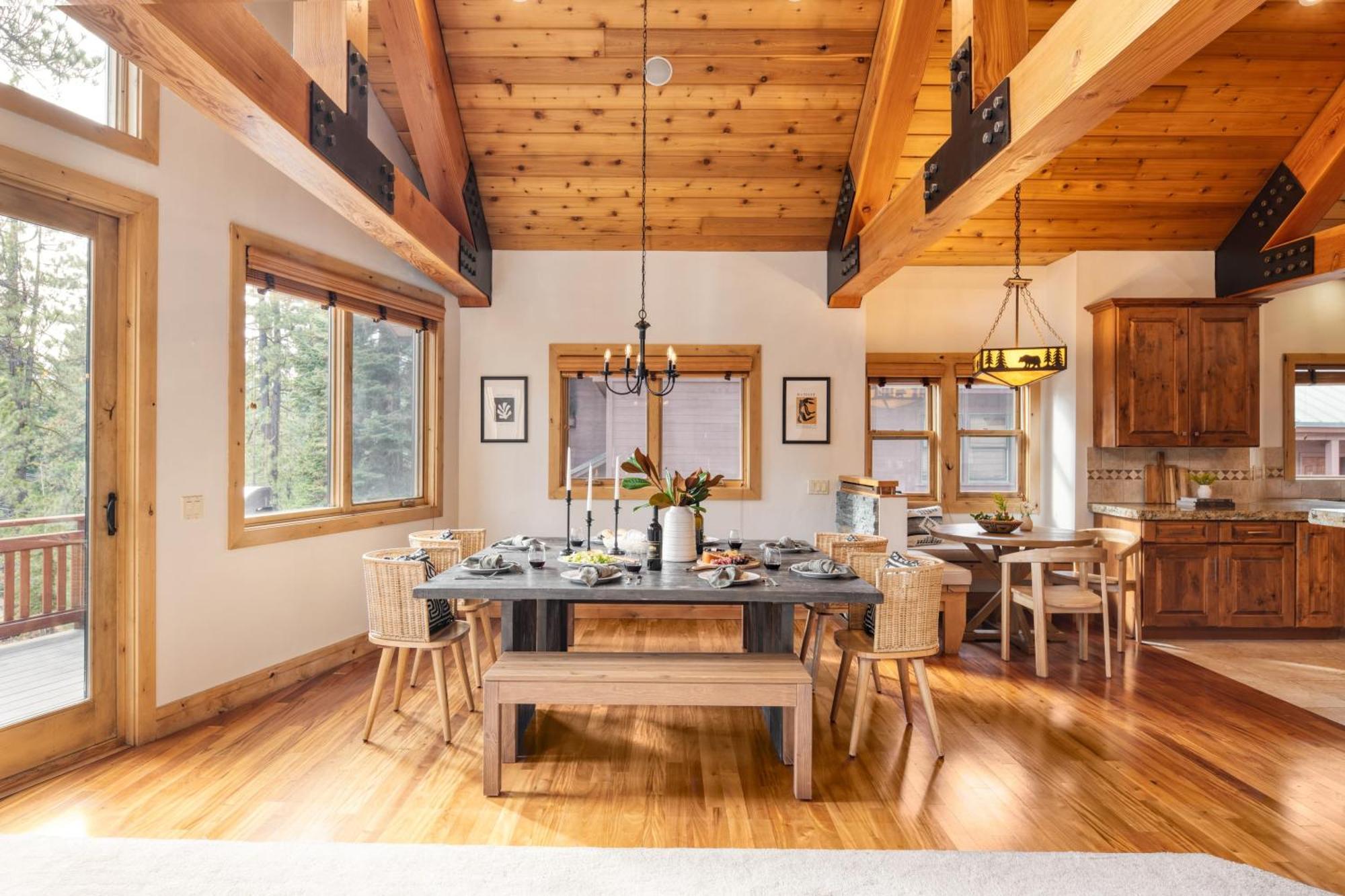 Coyote Moon By Avantstay Cabin Wsauna Mins From Dt Truckee Northstar Eksteriør bilde